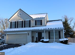 28 Grist Mill Dr, Mont Alto, PA 17237