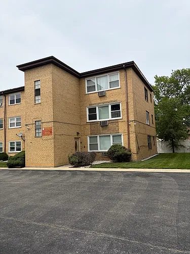 10739 S Pulaski Rd #2D Photo 1