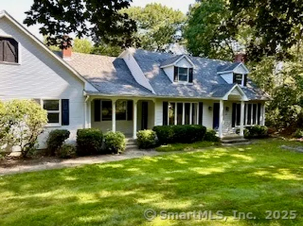 35 Chris Drive, Montville, CT 06382