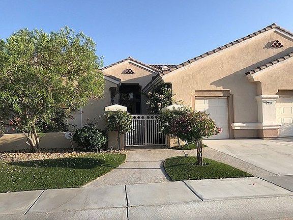 2nd image of 78131 Suncliff Cir