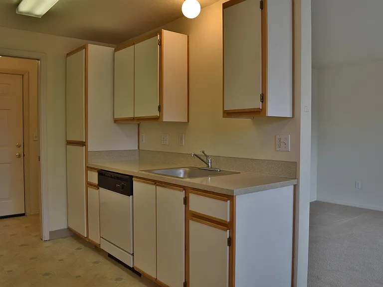 Grayson Apartments — Photo 3