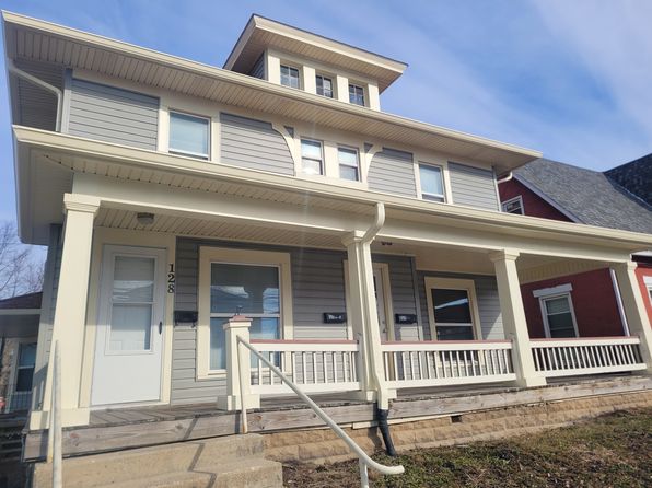 128 1/2 W 4th St #128-1/2