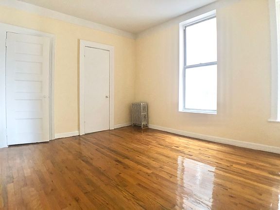 4th image of 2 W 120th St APT 6F