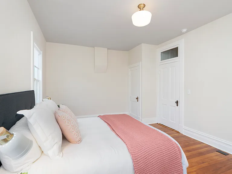 138-140 N Coalter St #140 — Photo 15