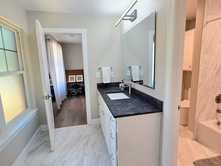 152 Vernon Dr — Photo 14