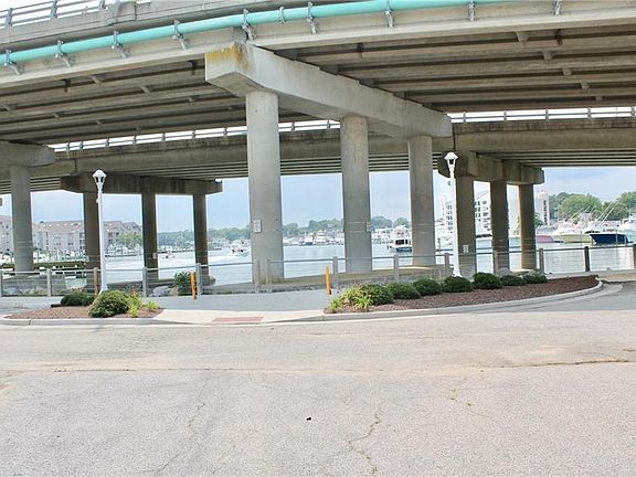 3rd image of 312 Atlantic Ave