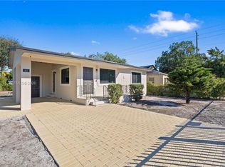 811 NW 115th St, Miami, FL 33168