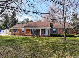 2124 Hadley Rd, Lapeer, MI 48446