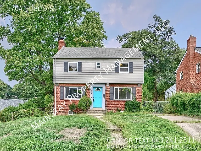 5704 Euclid St — Photo 1