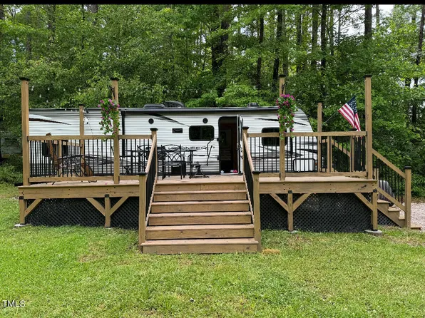 117/119 White Oak Cir #602/603, Louisburg, NC 27549