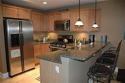 2nd image of 516 Williams St APT 19