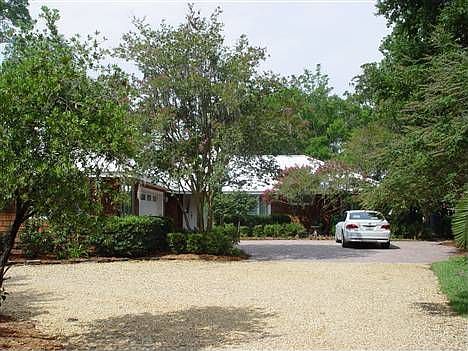 5th image of 1268 Quattlefield Ln