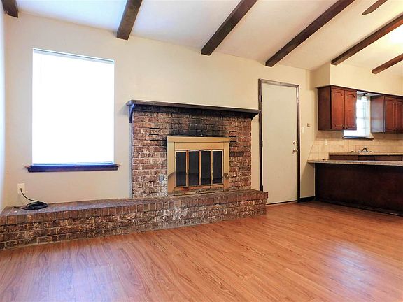 3rd image of 6704 NW Compass Dr