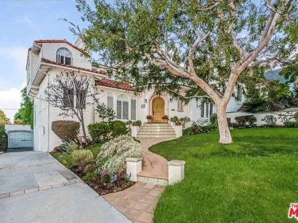9826 Burgen Ave, Los Angeles, CA 90034