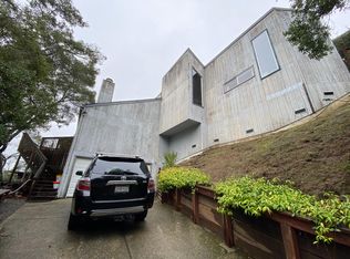 11 Knickerbocker Ln, Orinda, CA 94563