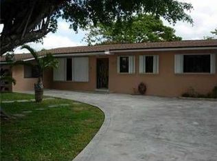 10221 SW 41st Ter, Miami, FL 33165