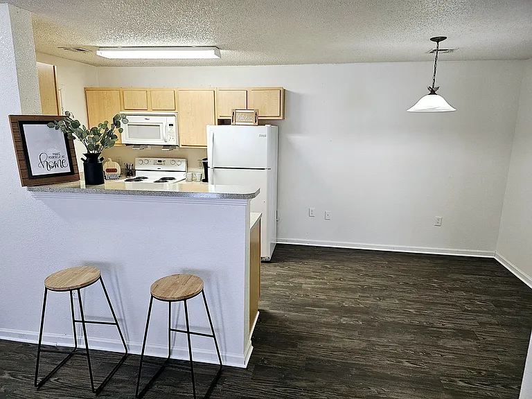 421 Talley Nichols Dr — Photo 3