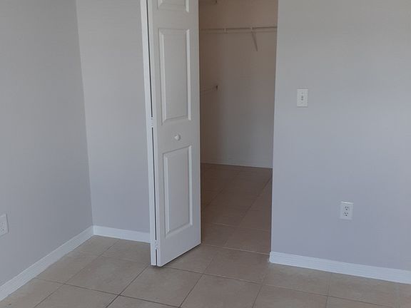 2nd image of 720 SW 111th Ave APT 205