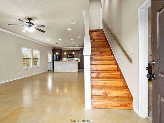 4th image of 3405 Cullen Trl