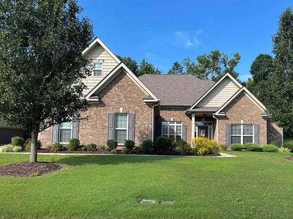 8514 Sedgebrook Dr SE, Owens Cross Roads, AL 35763