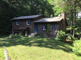 61 Deane Rd, Bernardston, MA 01337