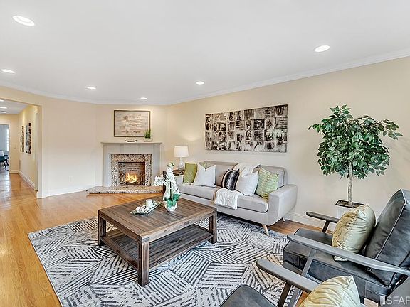 4th image of 539 Holyoke St