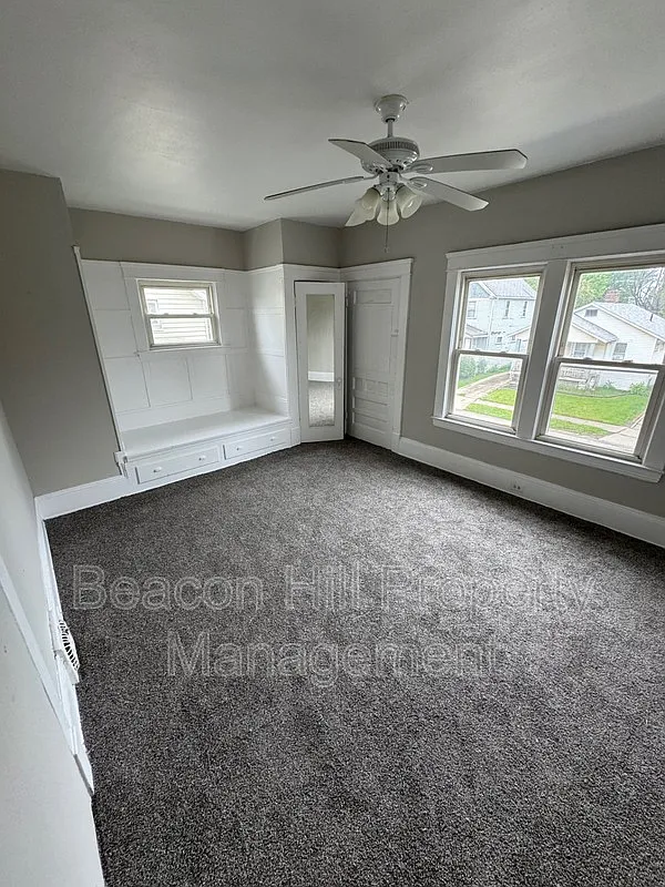 2 bed, 1.0 bath, 754 sqft, $1,100 — Photo 2