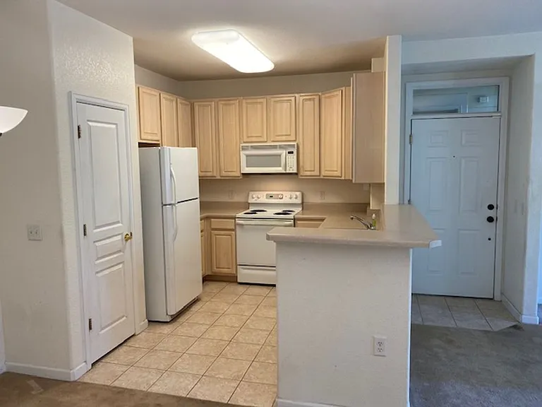 10351 W Girton Dr #102 — Photo 4