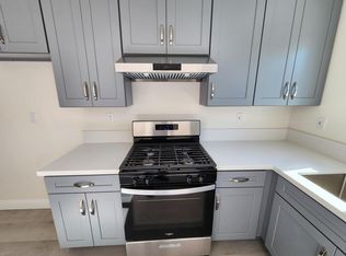 707 W Colorado Blvd UNIT B, Monrovia, CA 91016