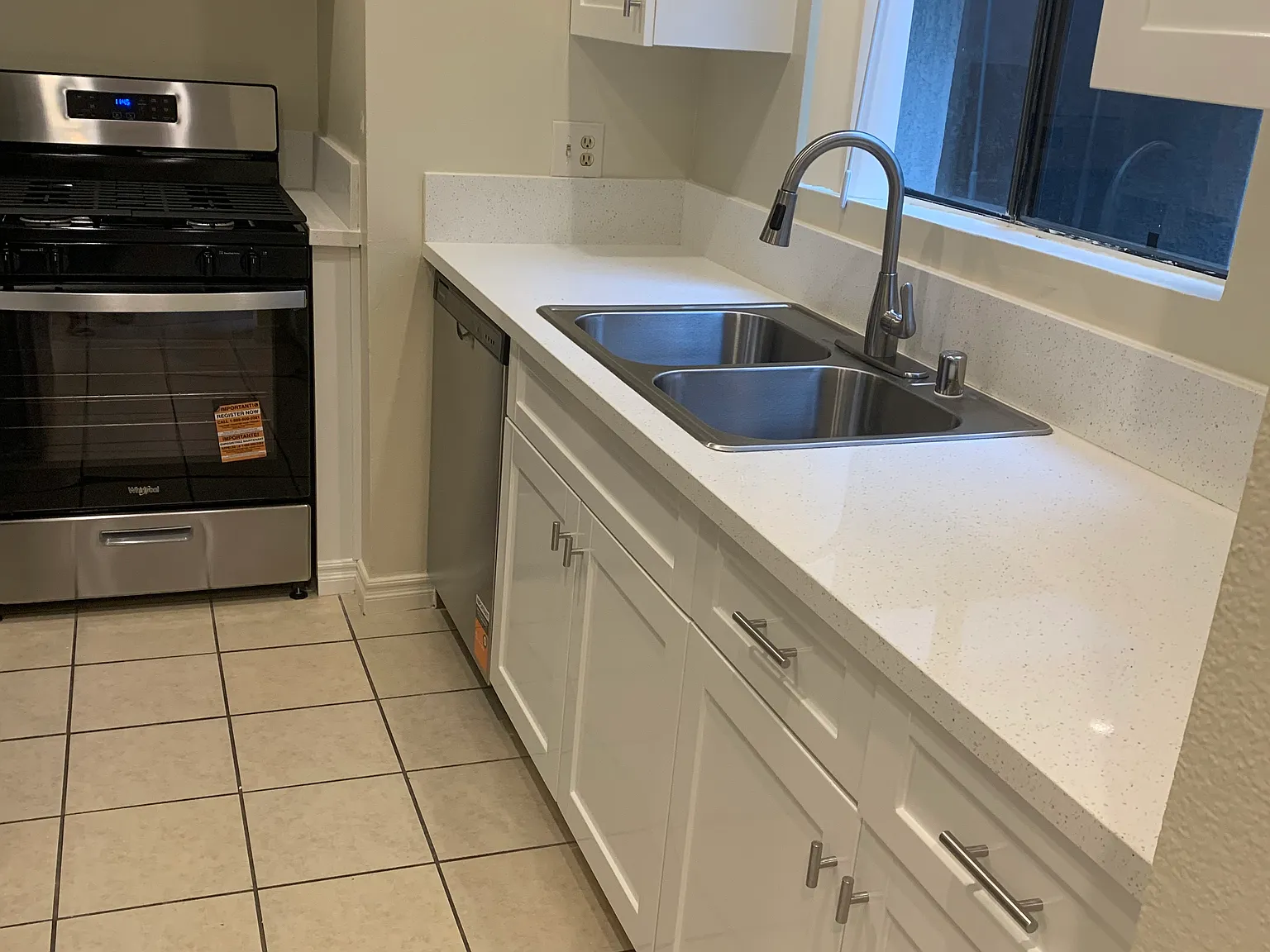 2 bed, $2,900 — Photo 2