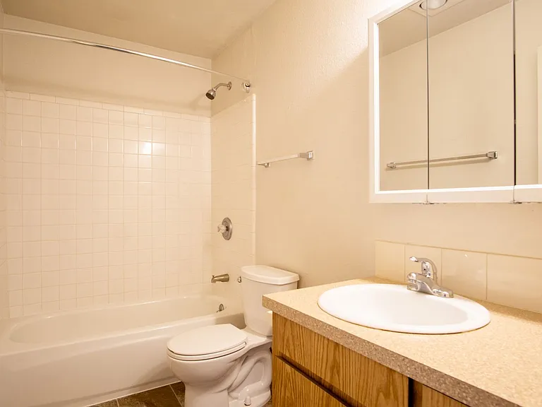 12155 SW Spur Ct #A — Photo 11