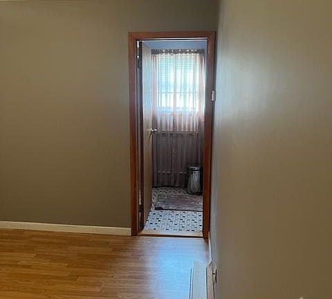 5th image of 20 Washington Pl #2017577497
