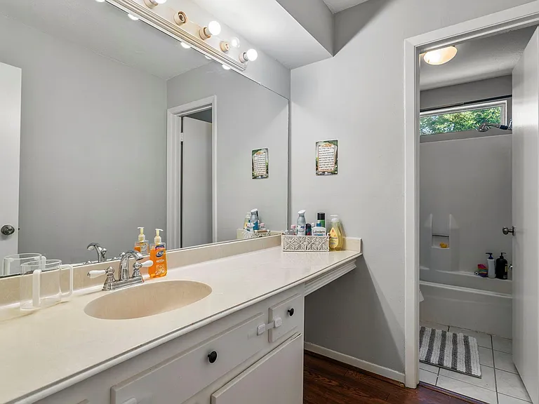 7534 Quail Meadow Dr — Photo 9