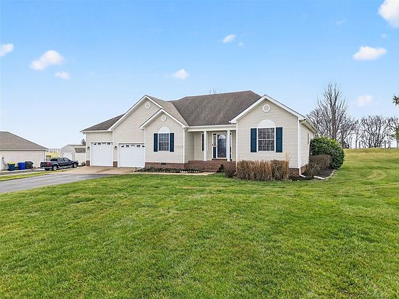 4th image of 123 Shaker Ridge Ln