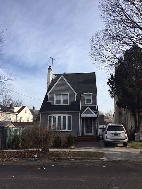 1st image of 8415 Smedley St