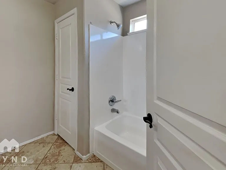 15550 N Frank Lloyd Wright Blvd #1098 — Photo 12
