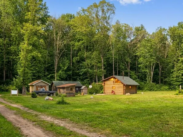 2994 N 6th St, White Cloud, MI 49349