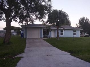 425 Pine St, Sebastian, FL 32958