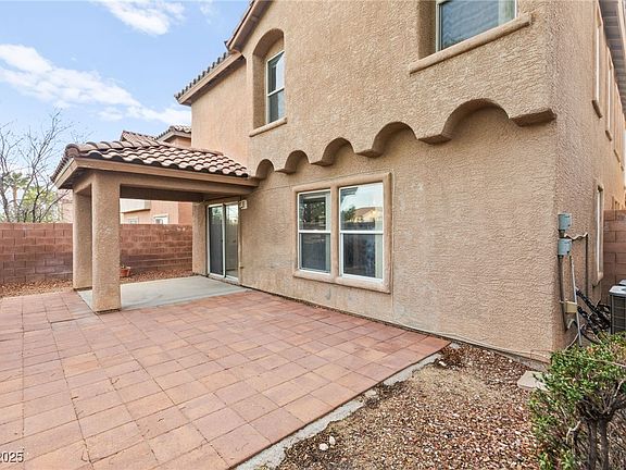 5th image of 776 Anacapri St
