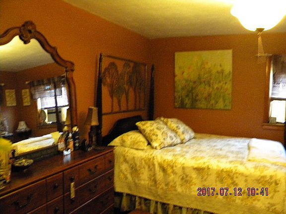 4th image of 707 Fairhurst Dr