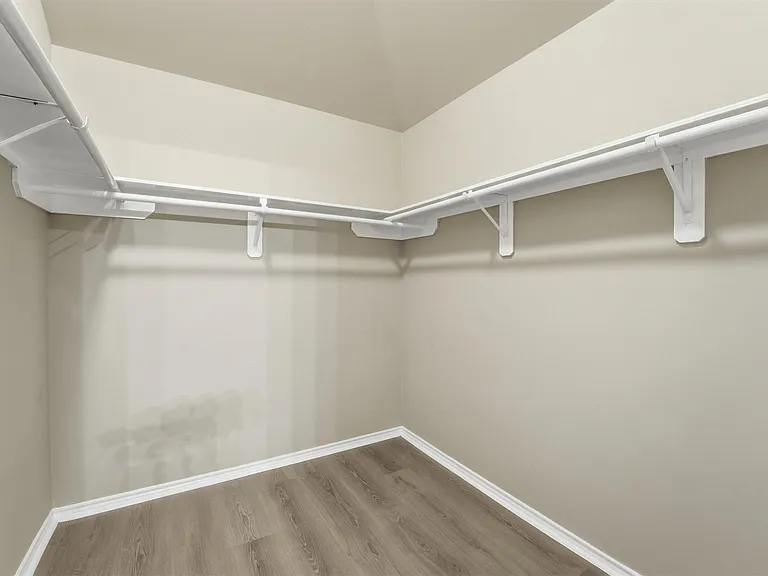 20931 Hamlet Ridge Ln — Photo 18