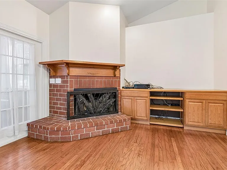 203 Cagle Rd — Photo 14