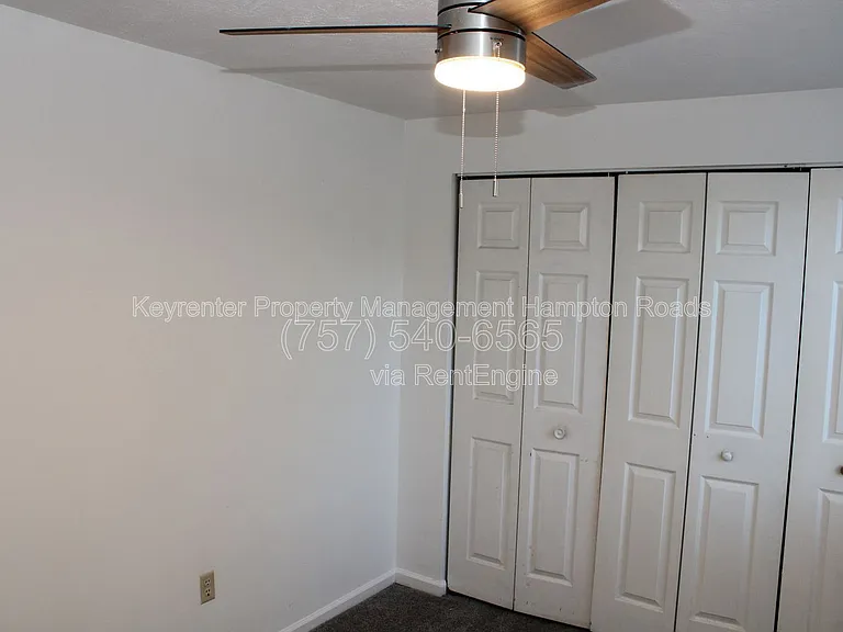 44 Lucinda Ct — Photo 22