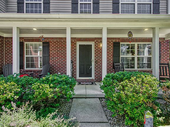 3rd image of 10126 Hawks Lake Dr