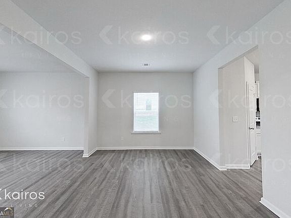 5th image of 3428 Bridgewood Dr