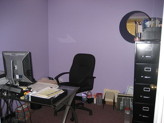 3rd image of 17325 Jamaica Ave