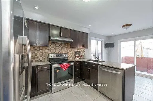 79 Marydale Ave — Photo 2