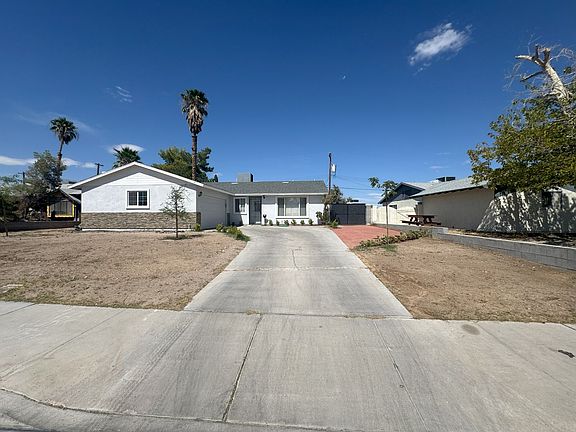 2nd image of 4108 El Camino Ave