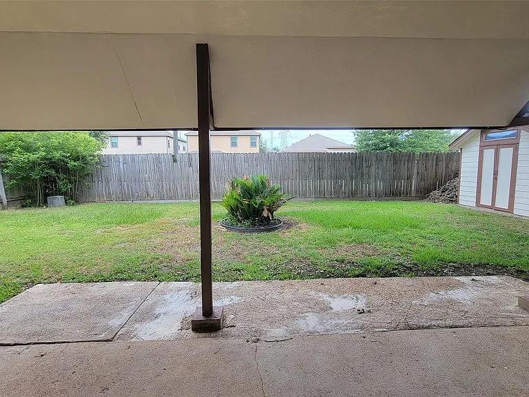 3335 Lakeland Gardens Dr — Photo 34