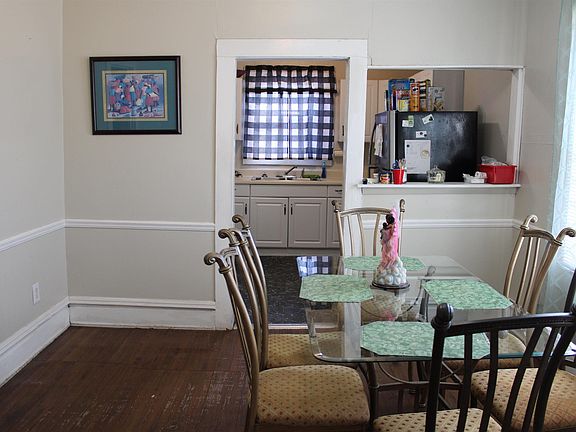 4th image of 1501 Clarendon Ave